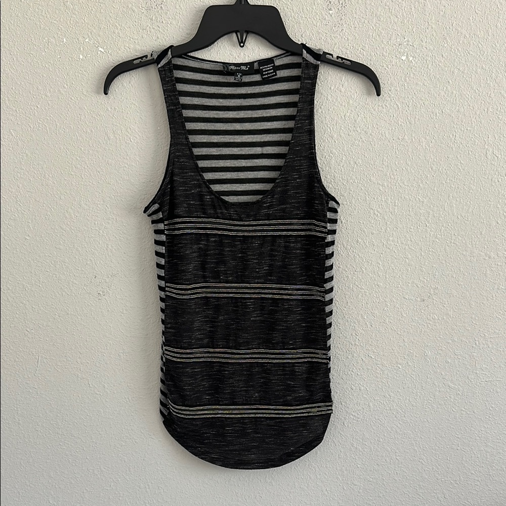 Miss me tank top medium
